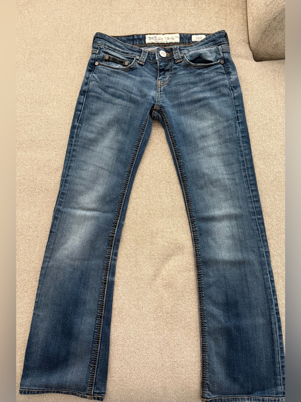 NWOT**** BKE Women's Boot Cut Jeans in Washed Blue